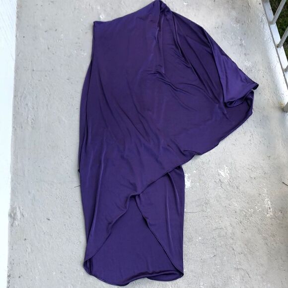 Halston heritage  - Picture 1 of 5